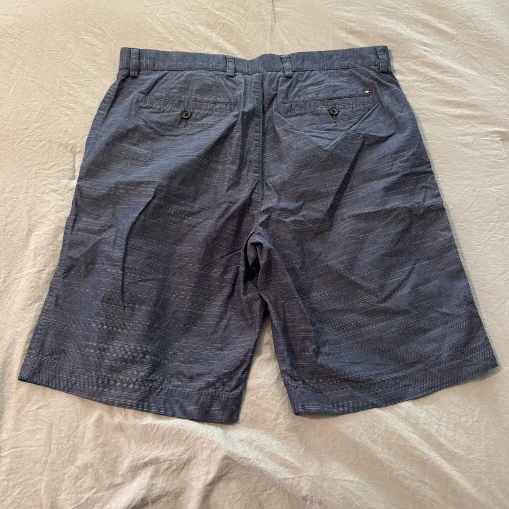 Tommy Hilfiger Chino Shorts Men's Size 34 Navy Blue Flat Front 100% Cotton - Picture 6 of 6